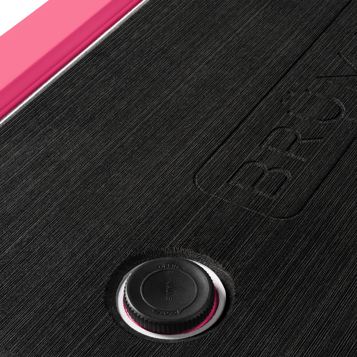 brutank-m5 brutank-55qt-neonpink-vent.png