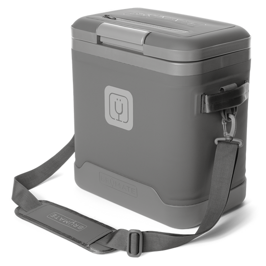 magpack-18-can-t9 magpack_18_graphite_front_strap.png
